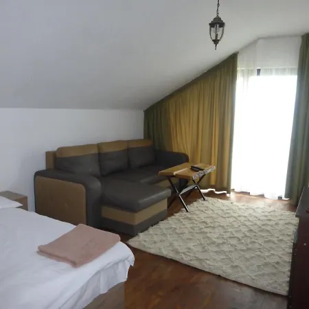 Karadzhovata Kashta Vendégház 3*
