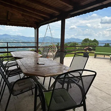 Karadzhovata Kashta 3* Zlatograd