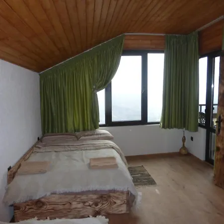 Casa de hóspedes Karadzhovata Kashta 3*