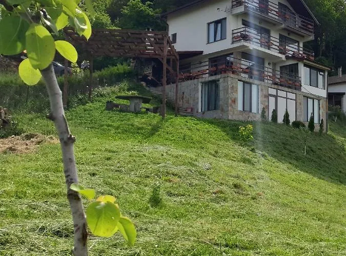 Pensjonat Karadzhovata Kashta 3*